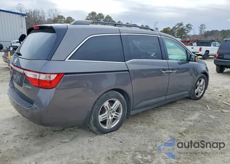 2013 Honda Odyssey Touring from USA, damaged, VIN 5FNRL5H93DB029434